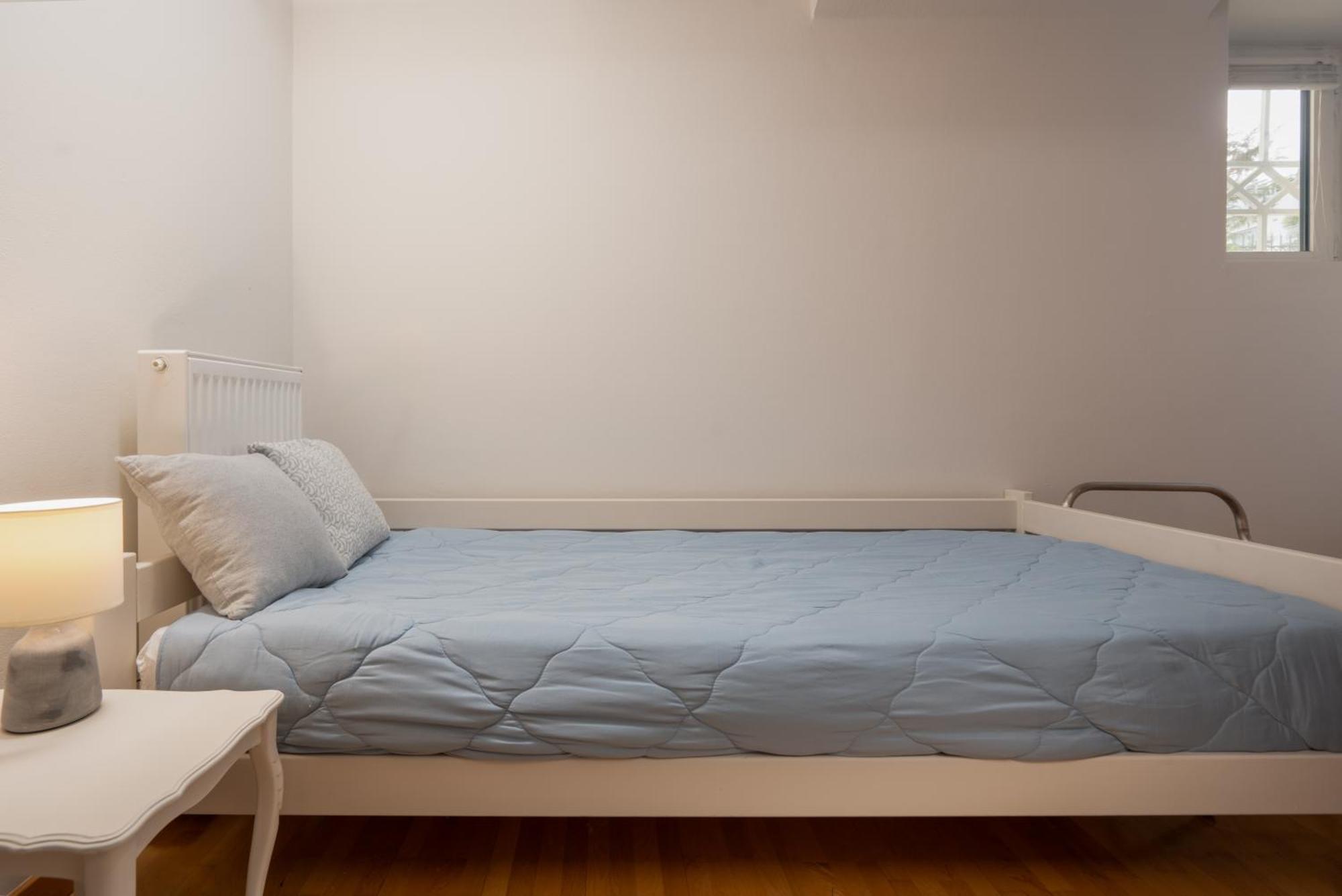 Bright, Cosy Studio Close To Glyfada Beach & Center Athén Kültér fotó
